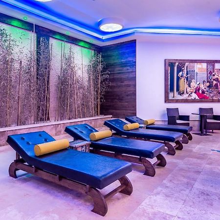 Vuni Palace Premium Hotel & Spa & Casino Beachfront Location ! Kyrenia  Exterior foto