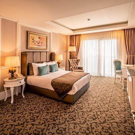 Vuni Palace Premium Hotel & Spa & Casino Beachfront Location ! Kyrenia  Exterior foto