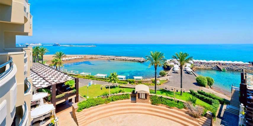 Vuni Palace Premium Hotel & Spa & Casino Beachfront Location ! Kyrenia  Exterior foto
