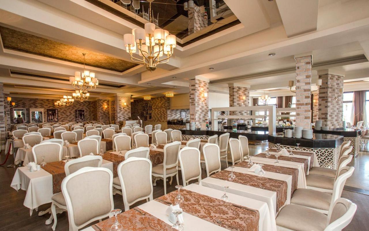 Vuni Palace Premium Hotel & Spa & Casino Beachfront Location ! Kyrenia  Exterior foto
