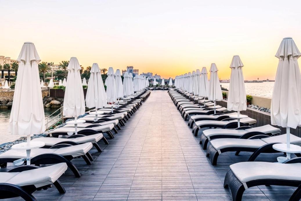 Vuni Palace Premium Hotel & Spa & Casino Beachfront Location ! Kyrenia  Exterior foto