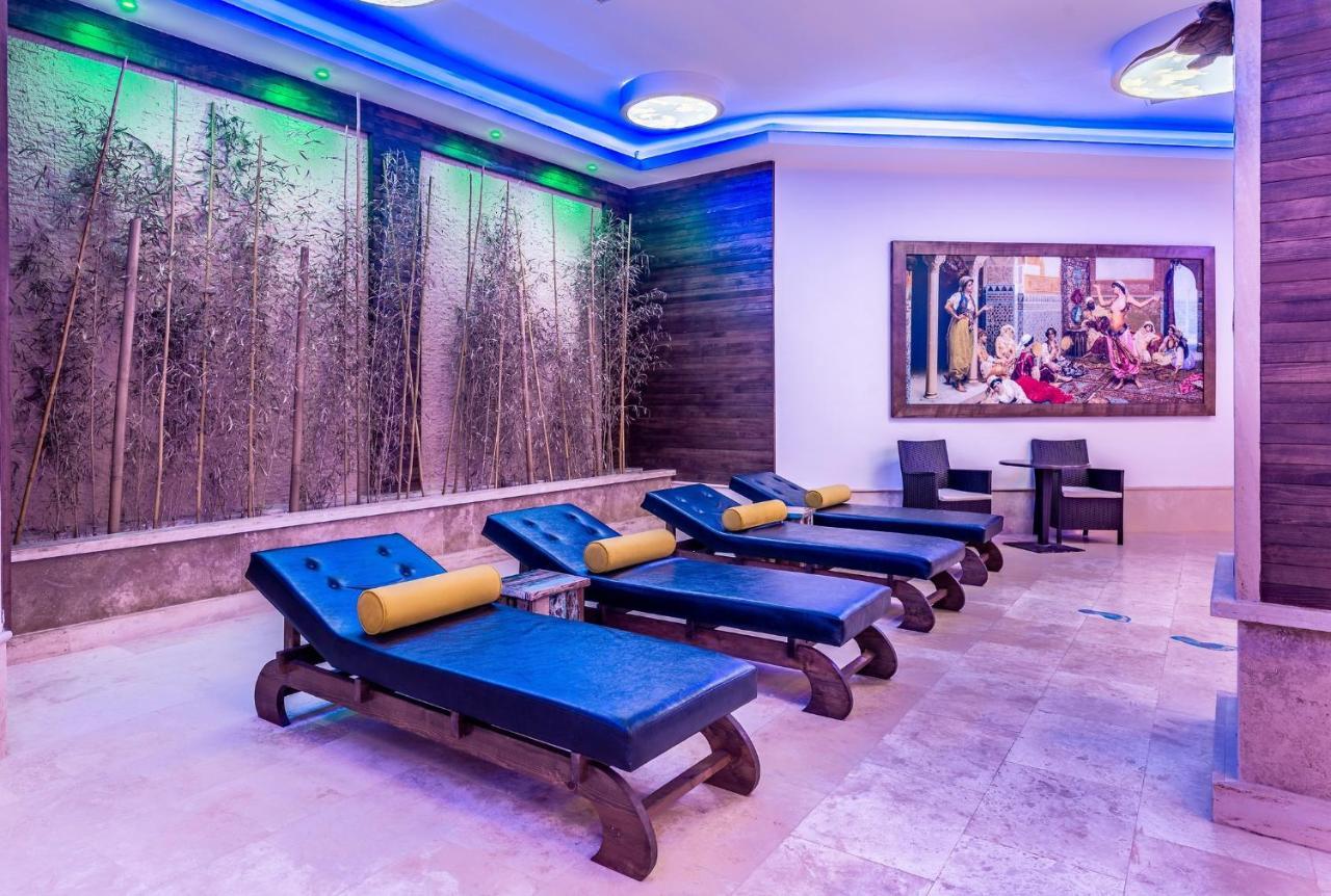 Vuni Palace Premium Hotel & Spa & Casino Beachfront Location ! Kyrenia  Exterior foto