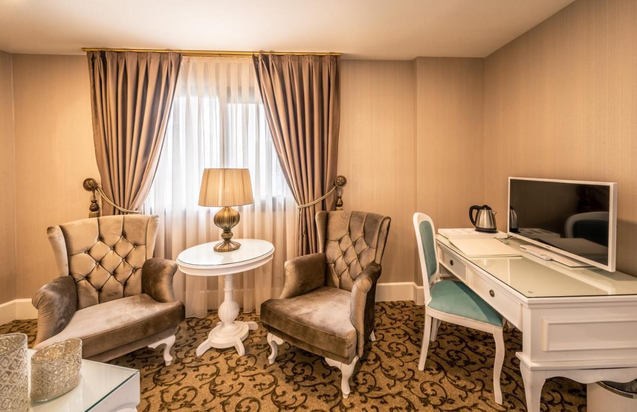 Vuni Palace Premium Hotel & Spa & Casino Beachfront Location ! Kyrenia  Exterior foto